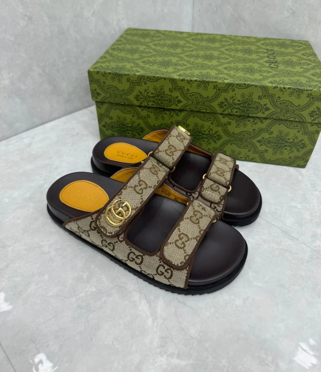 Sneakers, slides & sandals — MSK 6
